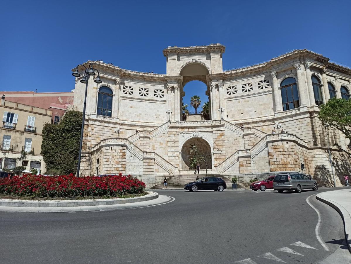 La Casetta Nel Centro Cagliari Eksteriør bilde