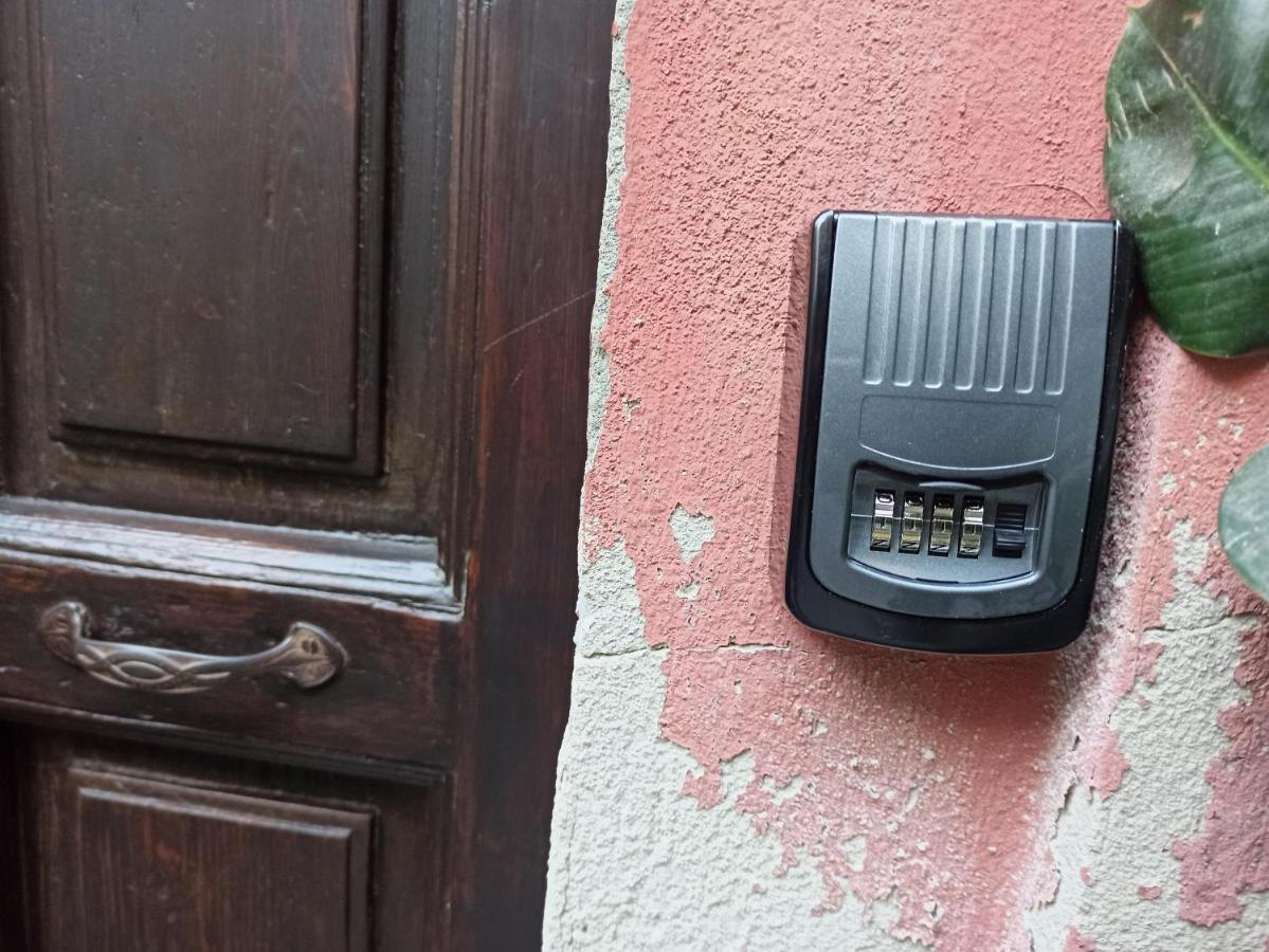 La Casetta Nel Centro Cagliari Eksteriør bilde